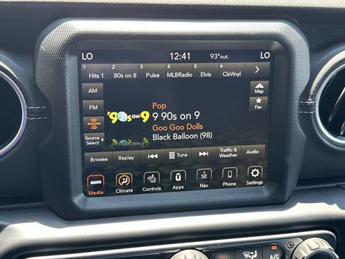 Used 2022 Jeep Wrangler Unlimited Sahara w/ Cold Weather Group image 13