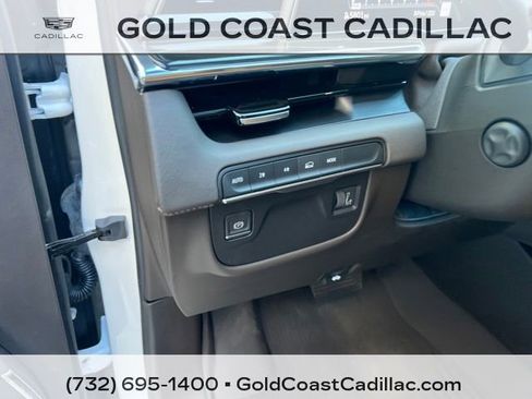 Used 2023 Cadillac Escalade Premium Luxury w/ LPO, Floor Liner Package AWD/4WD image 26