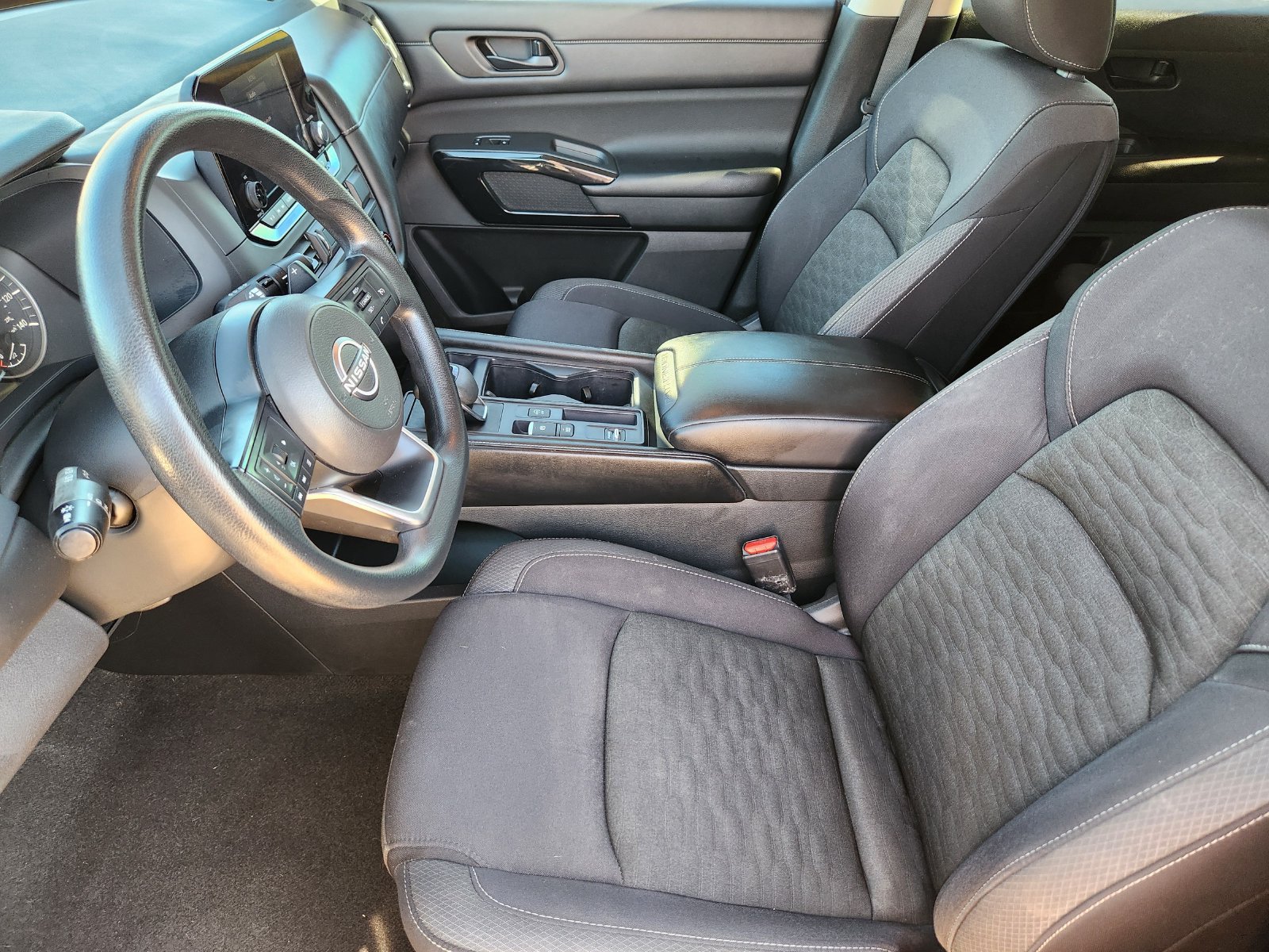 Used 2024 Nissan Pathfinder S FWD image 20
