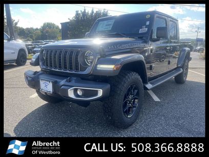 New 2025 Jeep Gladiator Sport