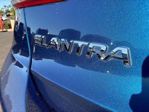 Used 2018 Hyundai Elantra Value Edition w/ Cargo Package image 6