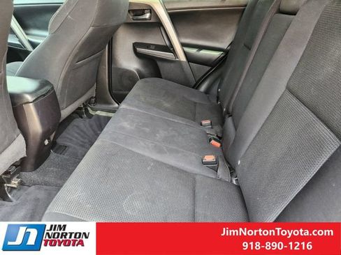 Used 2018 Toyota RAV4 XLE w/ Plus Extra Value Package FWD image 31