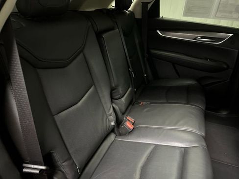 Used 2018 Cadillac XT5 Luxury w/ Driver Awareness Package image 28