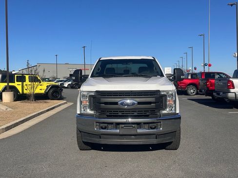 Used 2018 Ford F250 XL w/ Power Equipment Group image 2