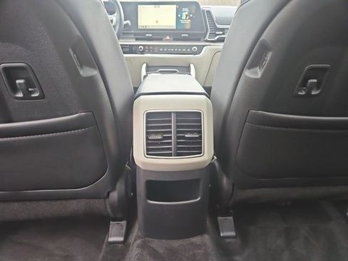 Used 2024 Kia Sportage EX w/ EX Premium Package image 20