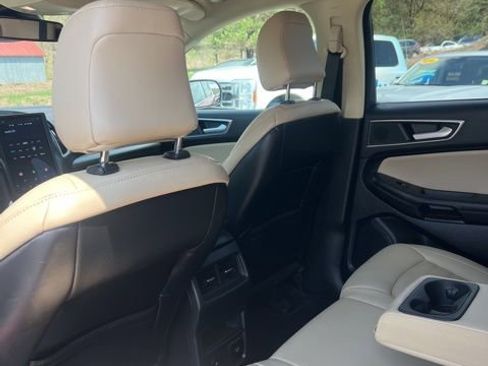 Used 2024 Ford Edge SEL w/ Convenience Package AWD/4WD image 44