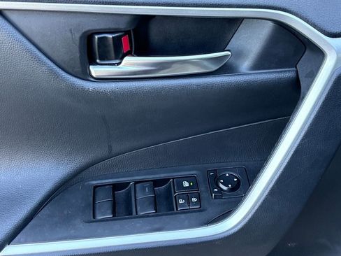 Used 2021 Toyota RAV4 TRD Off-Road image 17