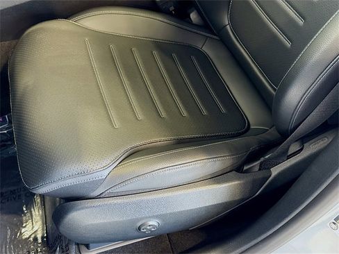 Certified 2025 Mercedes-Benz GLC 350e 4MATIC w/ AMG Line image 20