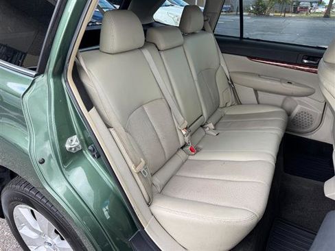 Used 2012 Subaru Outback 2.5i Limited w/ Moonroof Pkg image 15