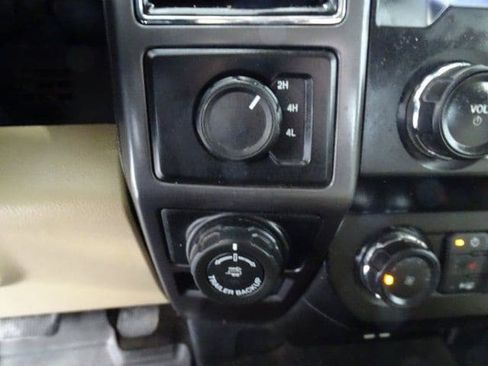 Used 2020 Ford F150 XLT w/ Equipment Group 302A Luxury image 9