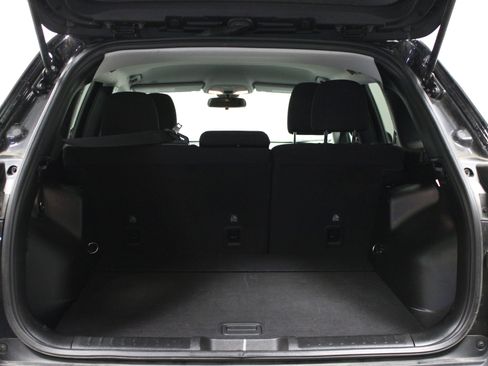 Used 2019 Jeep Cherokee Latitude w/ Popular Appearance Group image 14