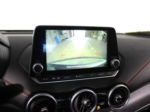 Used 2025 Nissan Sentra SR FWD image 16