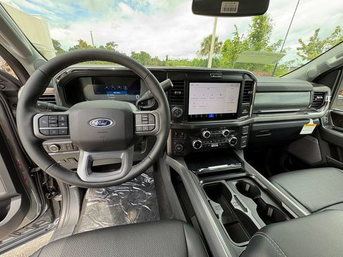 New 2026 Ford F250 Lariat w/ Lariat Premium Package AWD/4WD image 7