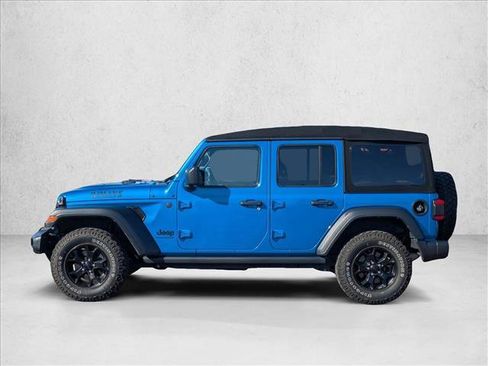 Used 2023 Jeep Wrangler Willys image 9