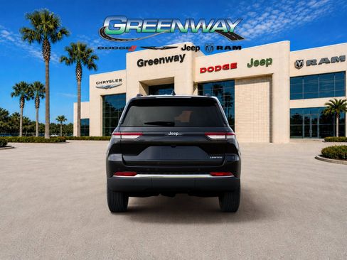 New 2025 Jeep Grand Cherokee Limited RWD image 7