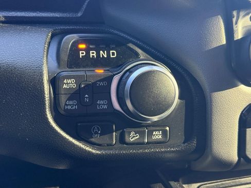 Used 2019 RAM 1500 Big Horn AWD/4WD image 15