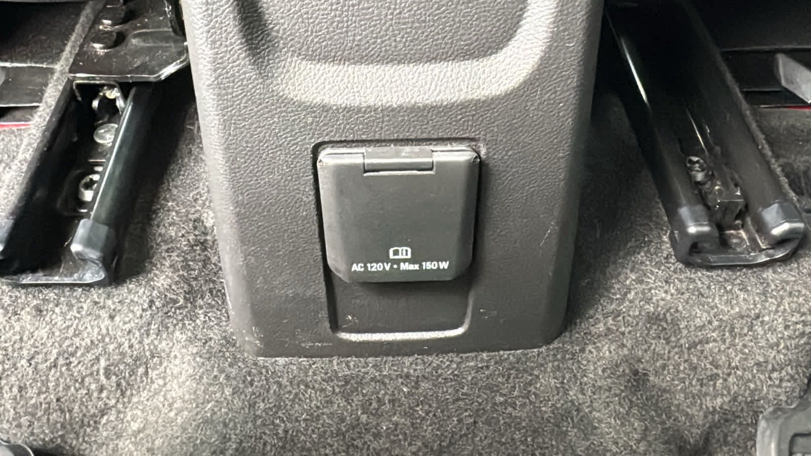 Used 2019 Buick Encore Sport Touring w/ Safety Package AWD/4WD image 25