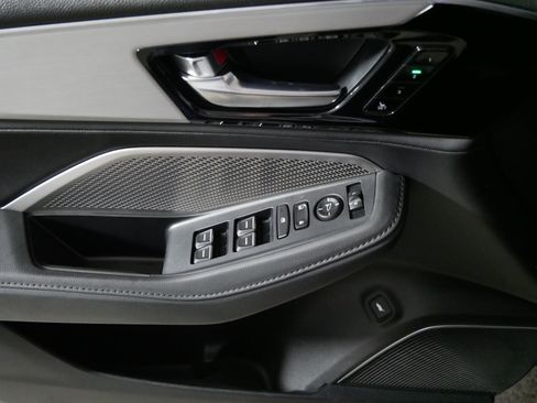 Used 2024 Acura MDX SH-AWD image 19