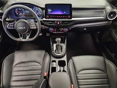 Used 2024 Kia Forte GT-Line w/ GT-Line Premium Package image 8
