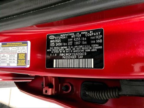 Used 2025 Hyundai Elantra N FWD image 36