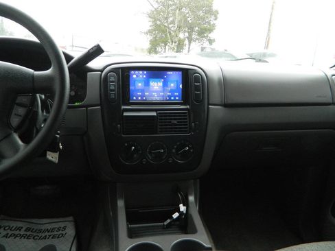 Used 2004 Ford Explorer Sport XLS image 16
