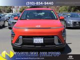 Used 2024 Hyundai Kona SE image 3