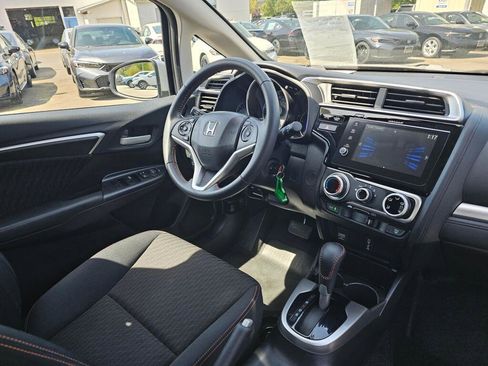 Used 2018 Honda Fit Sport image 10
