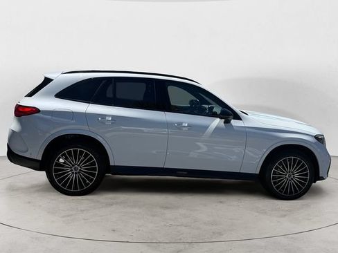 Used 2024 Mercedes-Benz GLC 300 4MATIC image 6