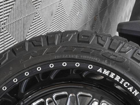 Used 2025 GMC Sierra 2500 Denali w/ Denali Reserve Package image 36