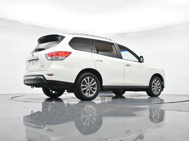 Used 2016 Nissan Pathfinder SV FWD image 34