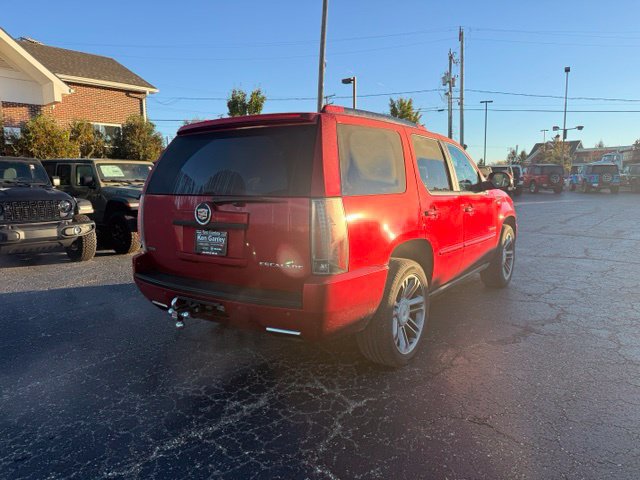 Used 2012 Cadillac Escalade Premium AWD/4WD image 4