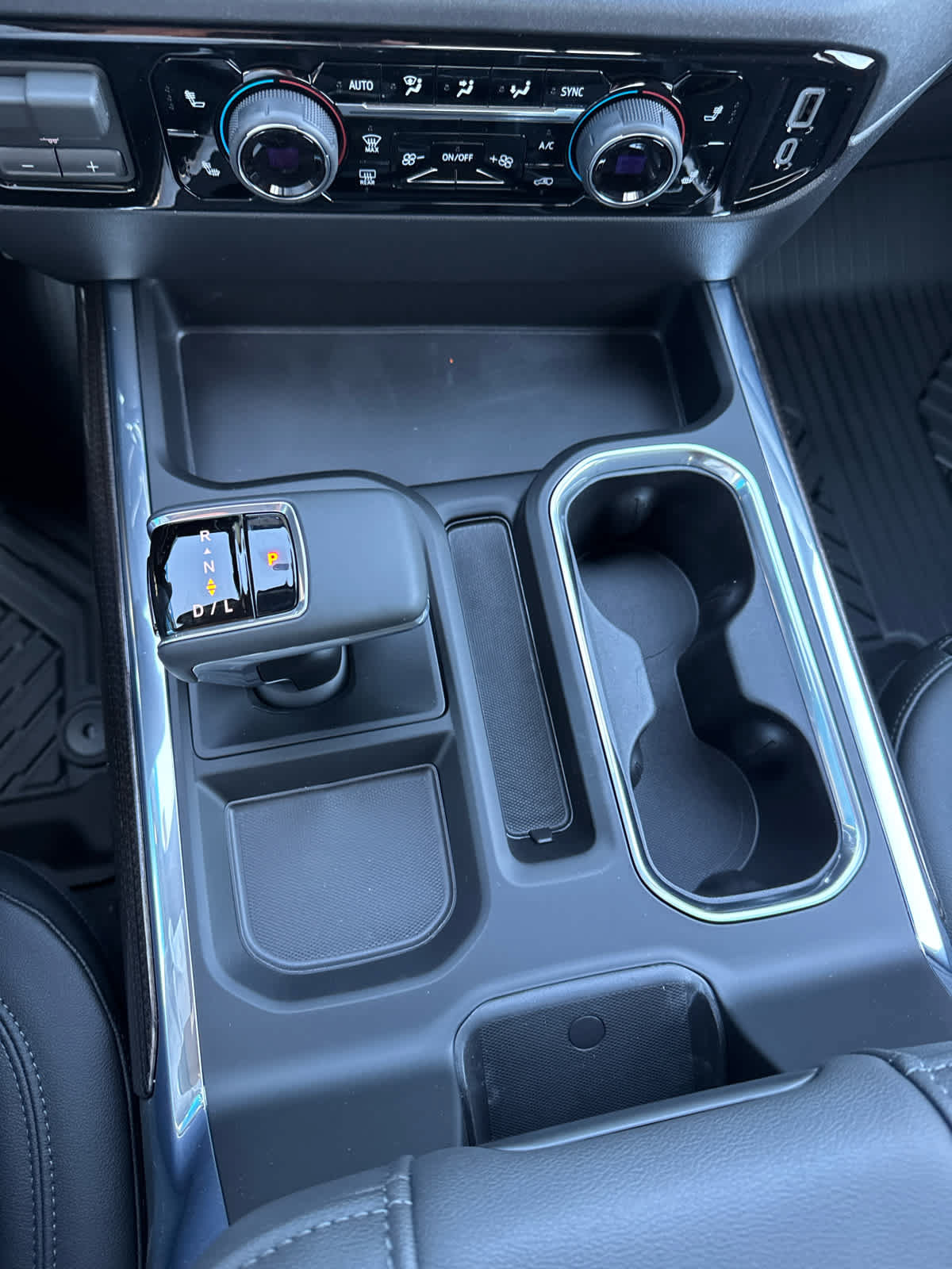 New 2026 Chevrolet Silverado 1500 RST AWD/4WD image 25