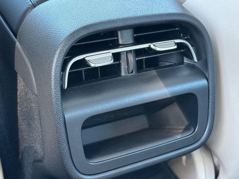 New 2026 Mercedes-Benz E 350 4MATIC Sedan image 15