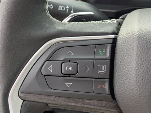 New 2025 Jeep Grand Cherokee Limited w/ Luxury Tech Group II image 19