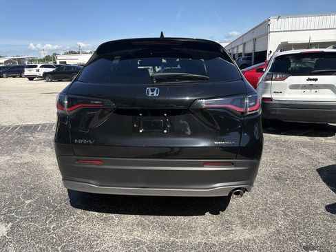 Used 2024 Honda HR-V Sport image 3