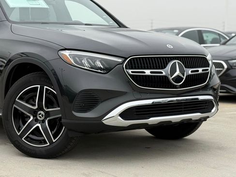 New 2026 Mercedes-Benz GLC 300 GLC 300 image 3