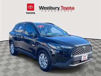 Certified 2023 Toyota Corolla Cross LE video 1