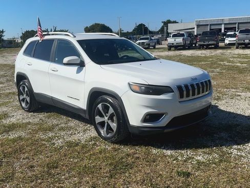 Certified 2019 Jeep Cherokee Limited image 3