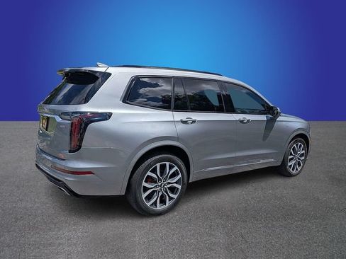 Certified 2024 Cadillac XT6 Sport w/ Technology Package AWD/4WD image 5