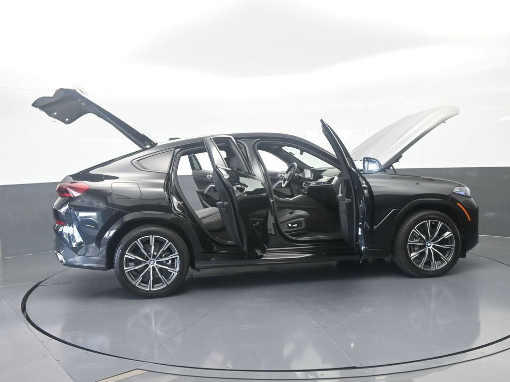 Used 2025 BMW X6 xDrive40i AWD/4WD image 82