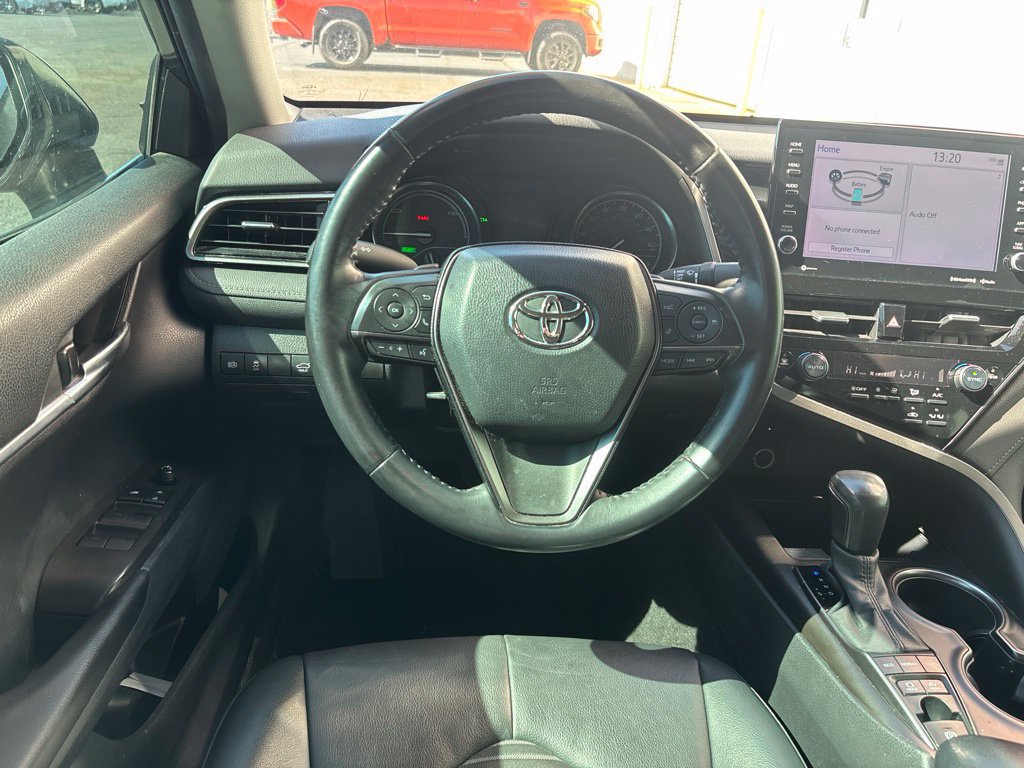 Used 2021 Toyota Camry SE w/ Audio Upgrade Package FWD image 2