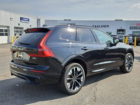 New 2026 Volvo XC60 B5 Plus w/ Protection Package Premier AWD/4WD image 6