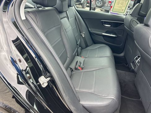 Used 2025 Mercedes-Benz C 300 Sedan image 25
