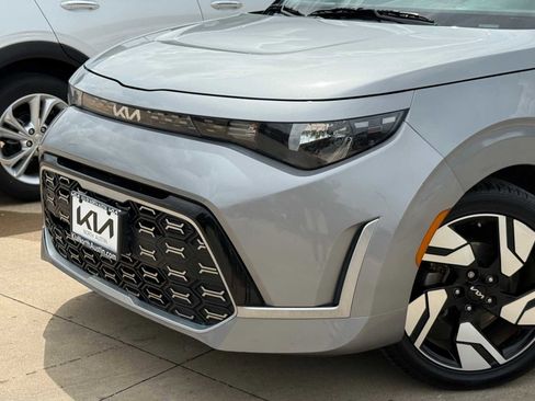 Certified 2023 Kia Soul GT-Line FWD image 2