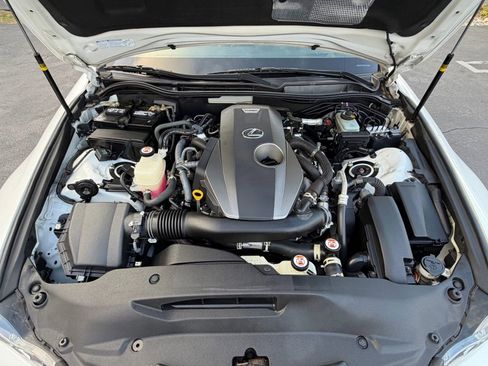 Used 2020 Lexus IS 300 RWD image 23