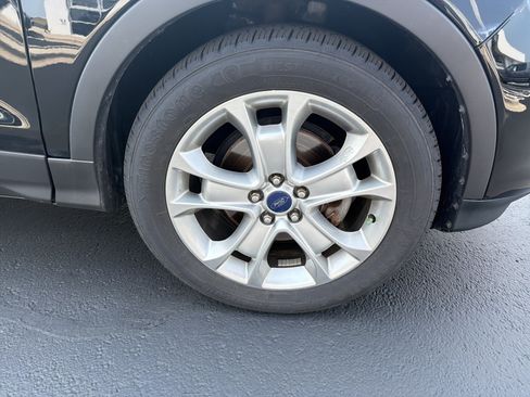 Used 2016 Ford Escape Titanium FWD image 6