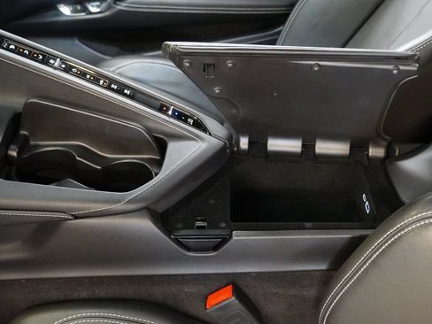 Used 2024 Chevrolet Corvette Z06 RWD image 28
