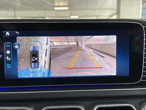 New 2026 Mercedes-Benz GLS 450 4MATIC image 21