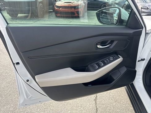 Used 2024 Honda Accord EX image 25