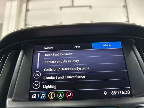 Used 2022 Chevrolet Colorado Z71 w/ Trail Boss Package image 35